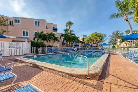 4725 Gulf Of Mexico Drive Longboat Key FL 34228