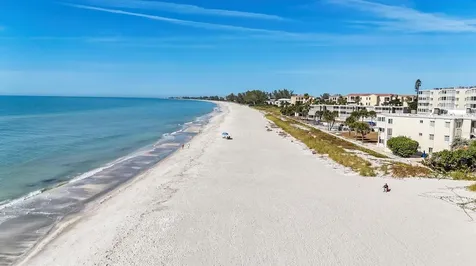 4725 Gulf Of Mexico Drive Longboat Key FL 34228