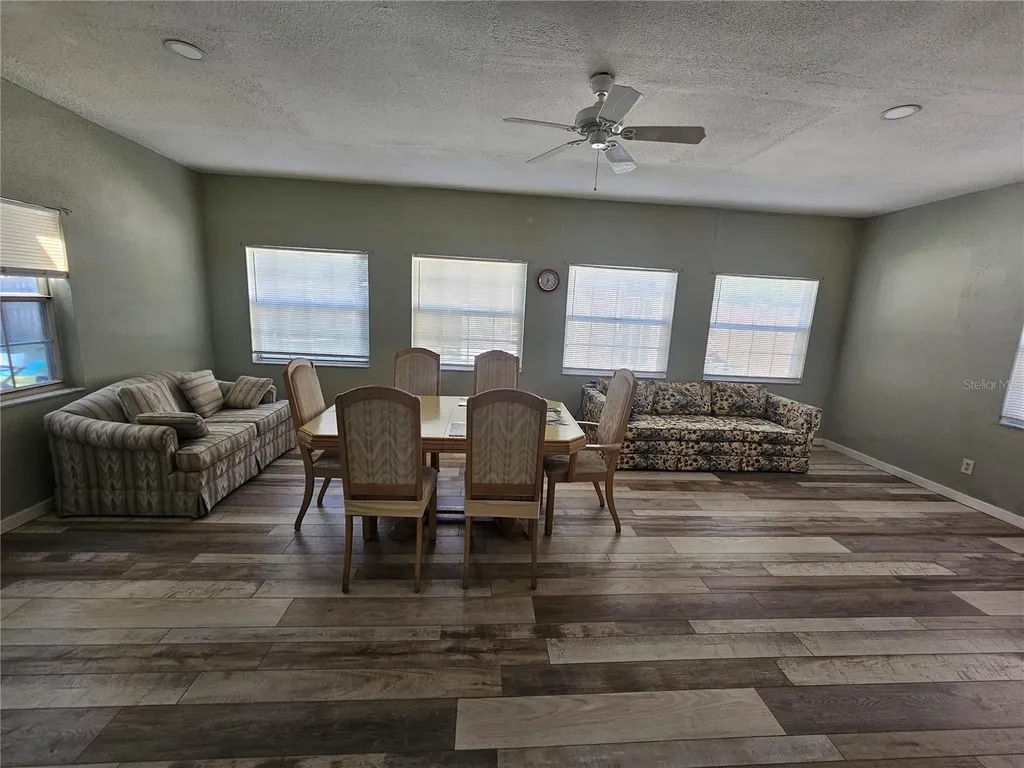 8400 56th Street N Pinellas Park FL 33781
