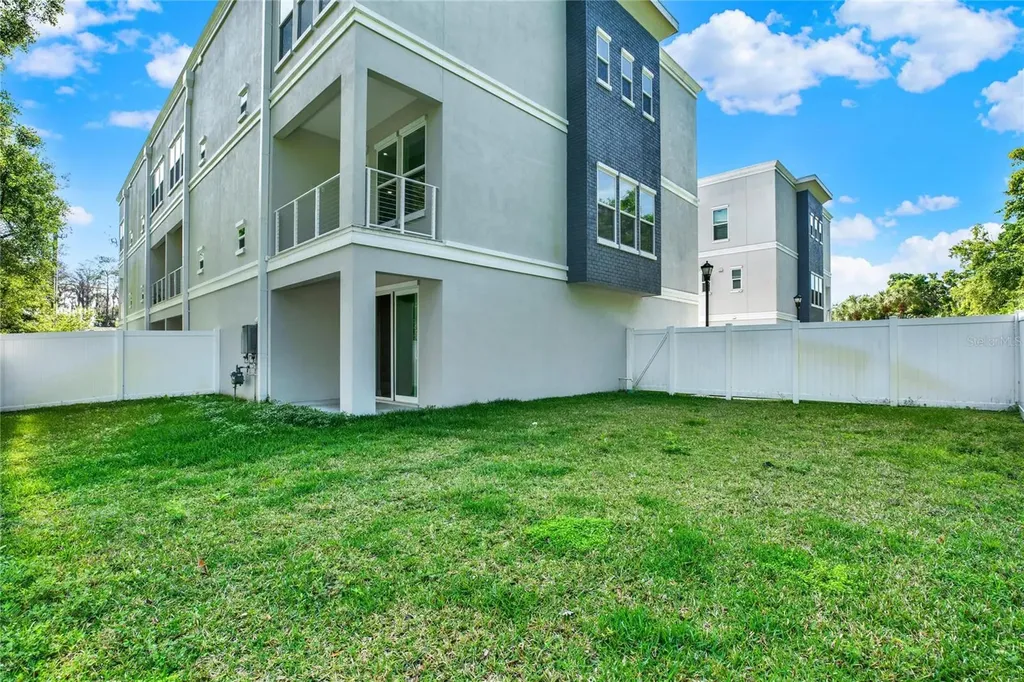 3847 Seena Manor Court Tampa FL 33618