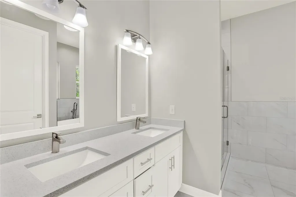 3847 Seena Manor Court Tampa FL 33618