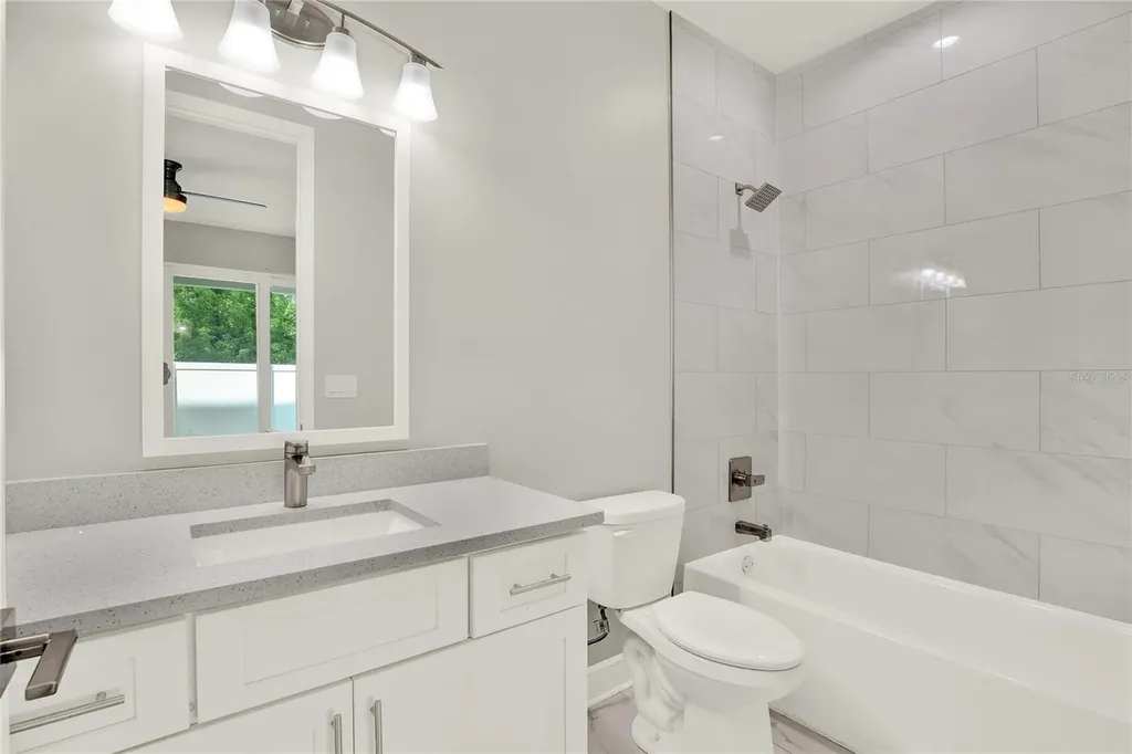 3847 Seena Manor Court Tampa FL 33618