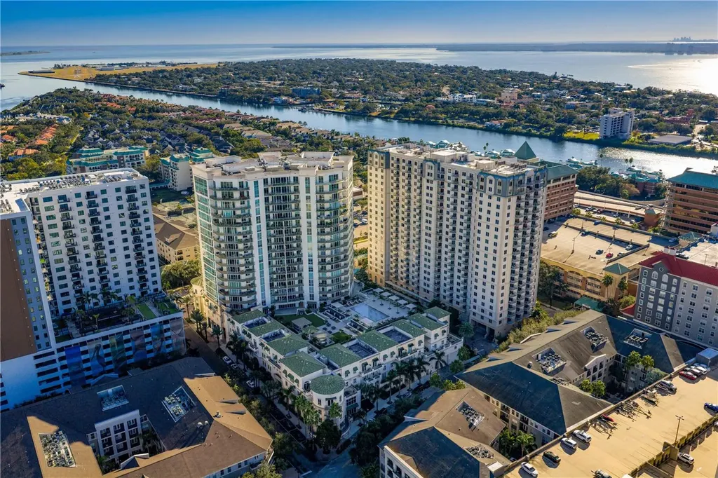450 Knights Run Avenue Tampa FL 33602