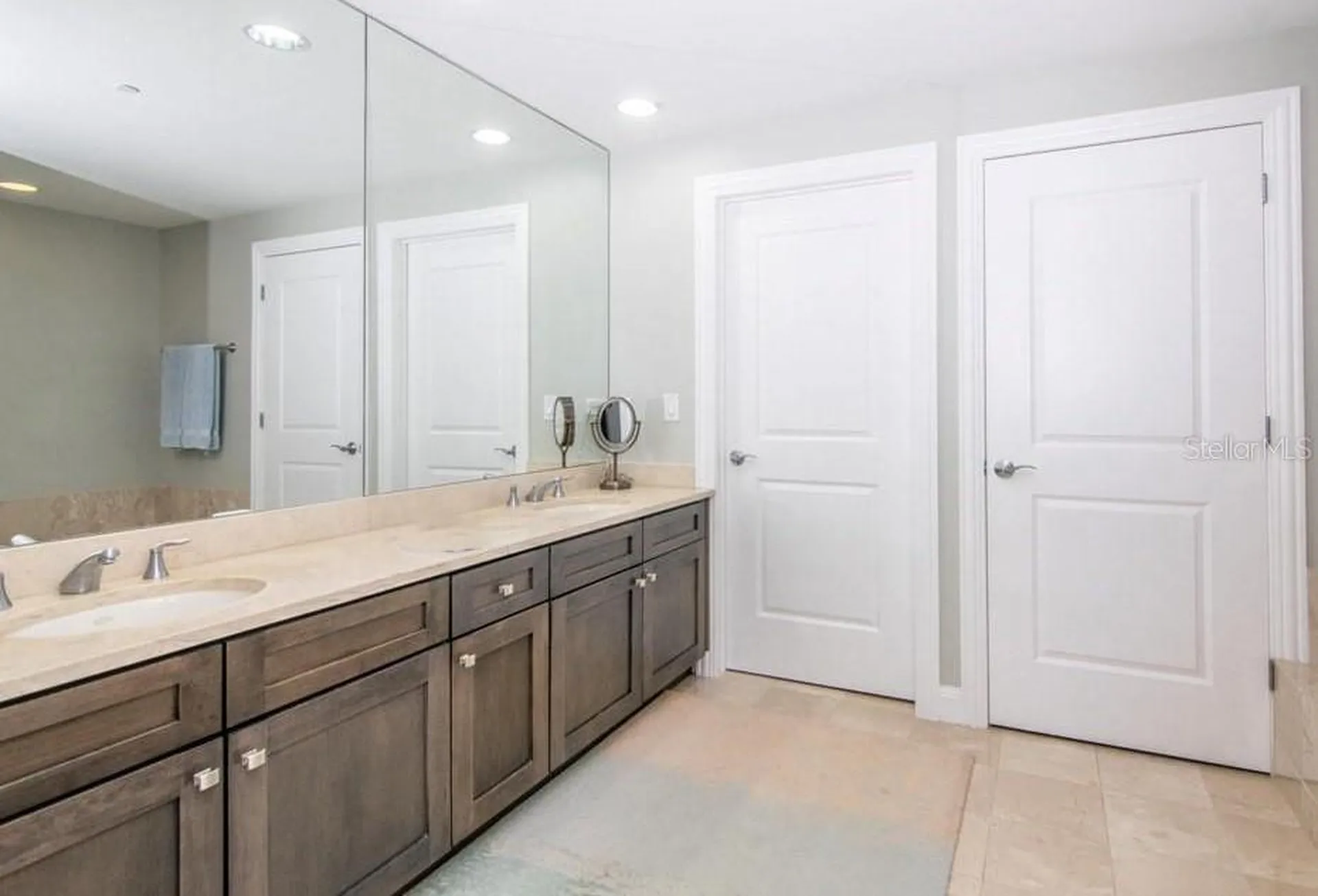 450 Knights Run Avenue Tampa FL 33602