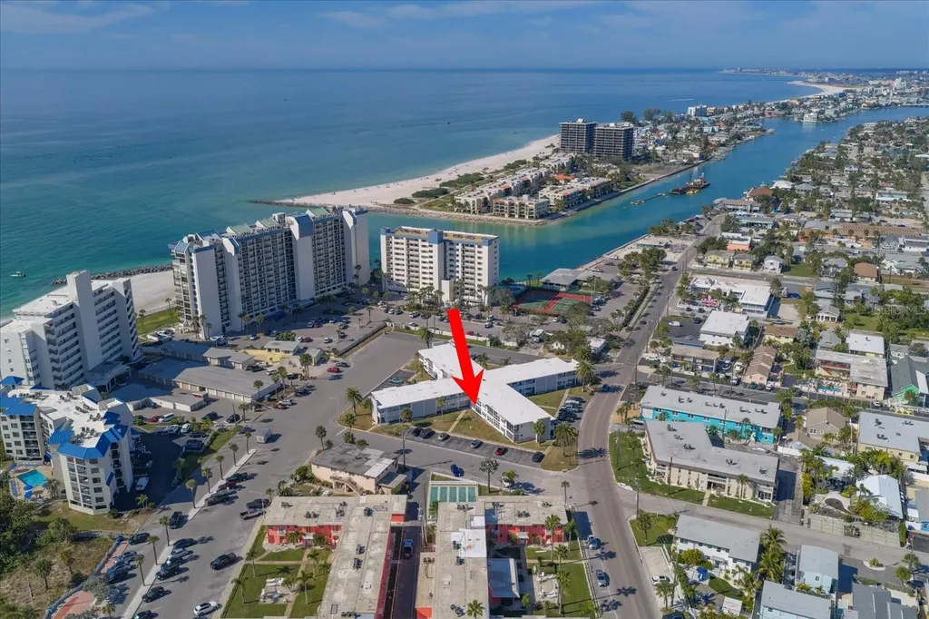 7050 Sunset Way St Pete Beach FL 33706