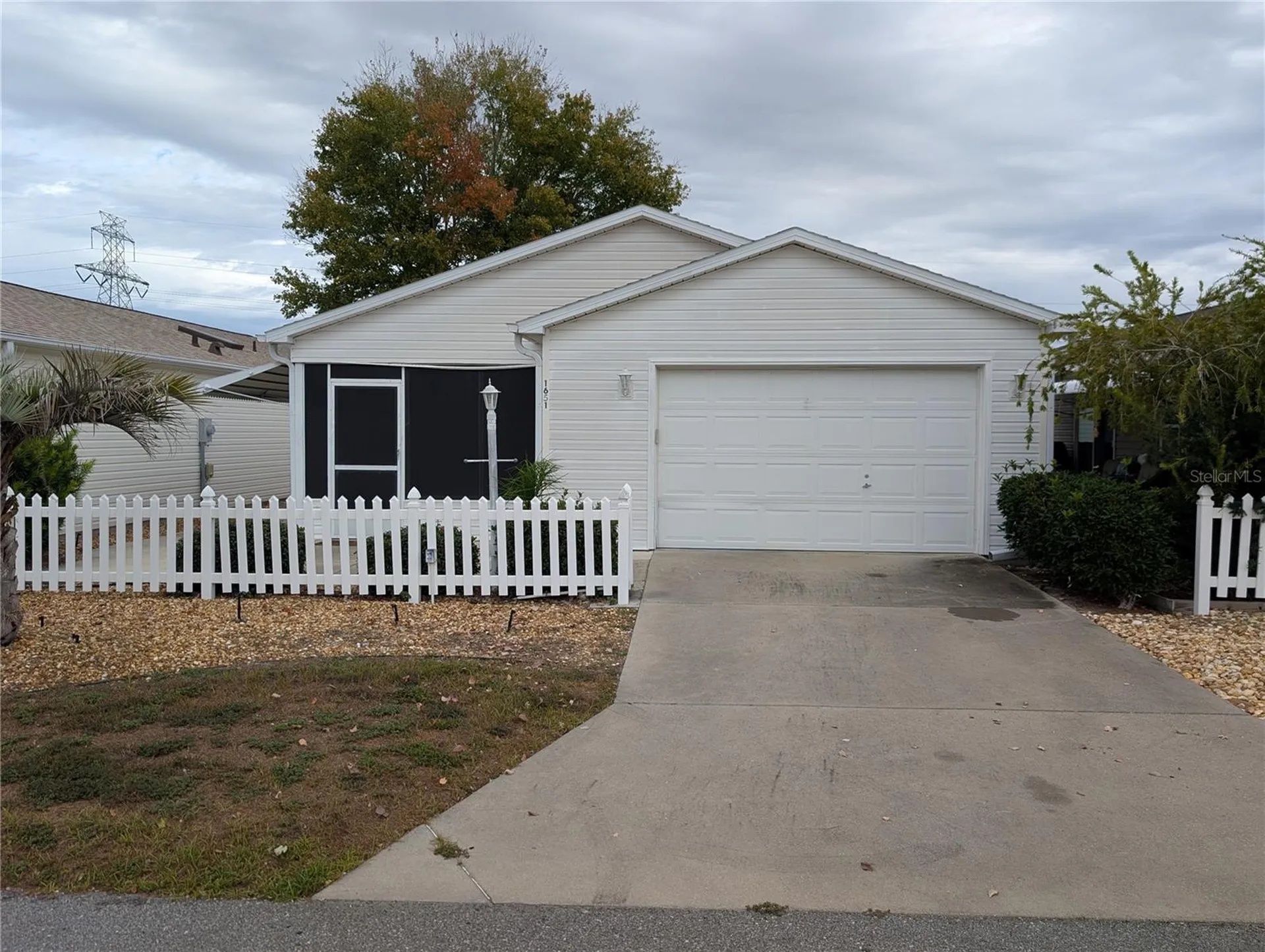 1651 Duran Drive The Villages FL 32162