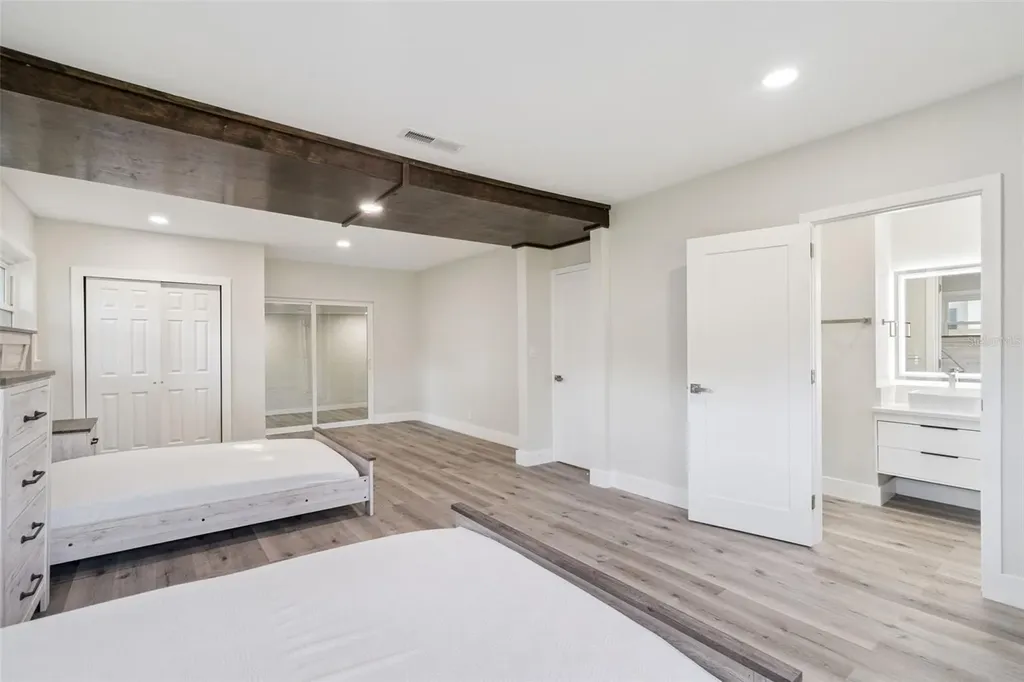 5526 Parkdale Drive Orlando FL 32839