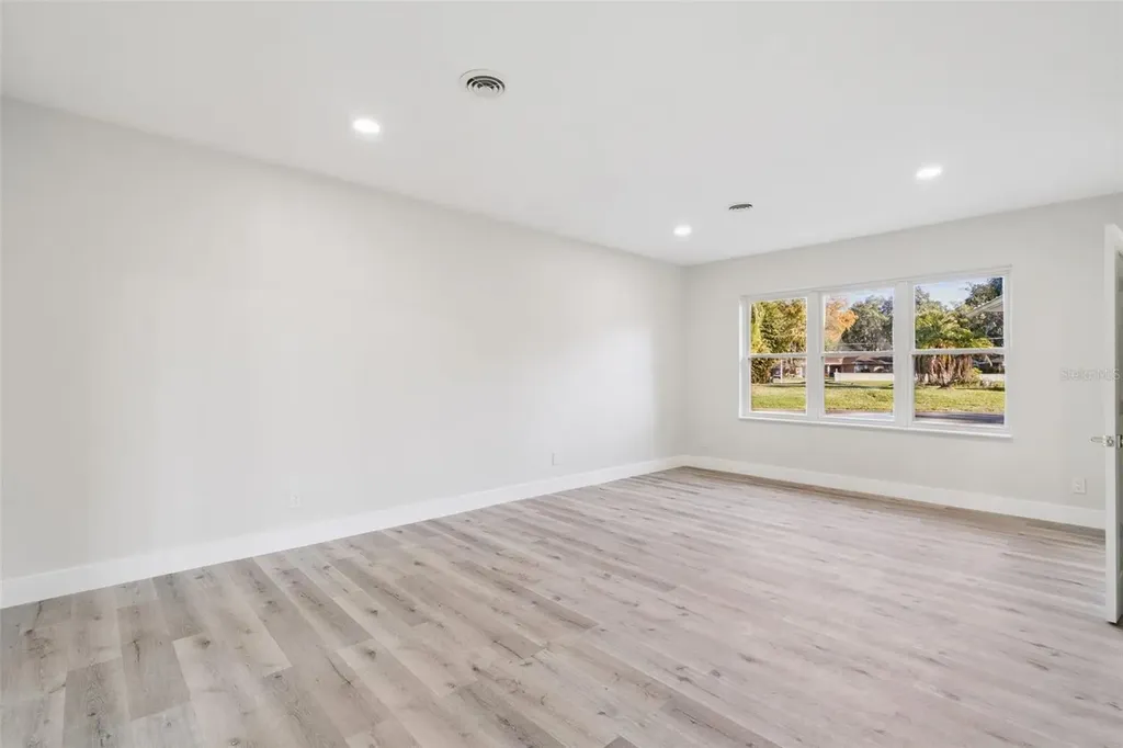 5526 Parkdale Drive Orlando FL 32839