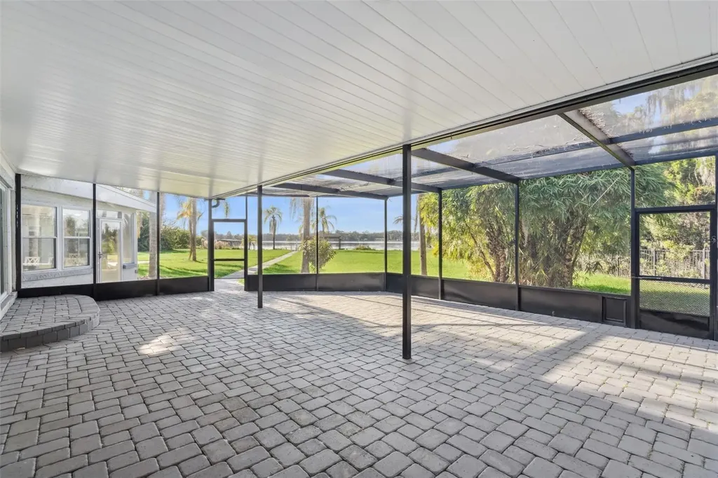 5526 Parkdale Drive Orlando FL 32839