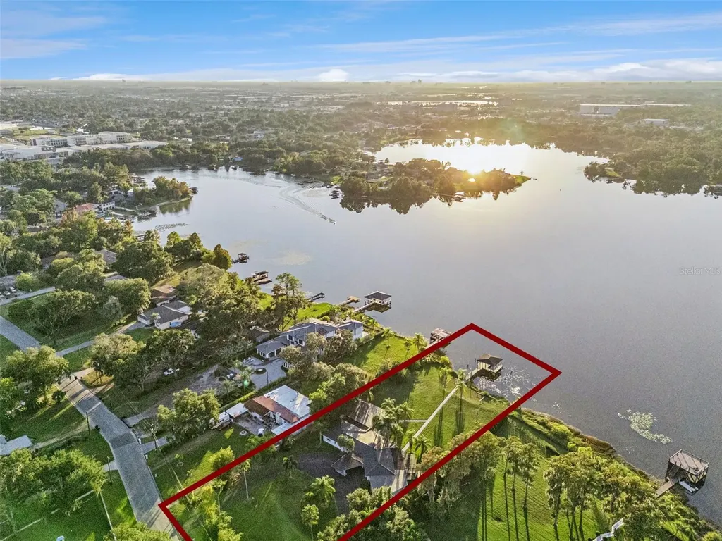 5526 Parkdale Drive Orlando FL 32839