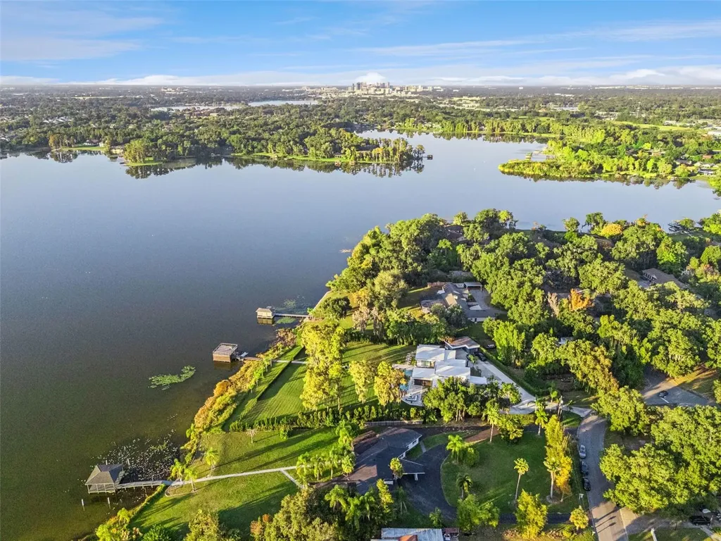 5526 Parkdale Drive Orlando FL 32839