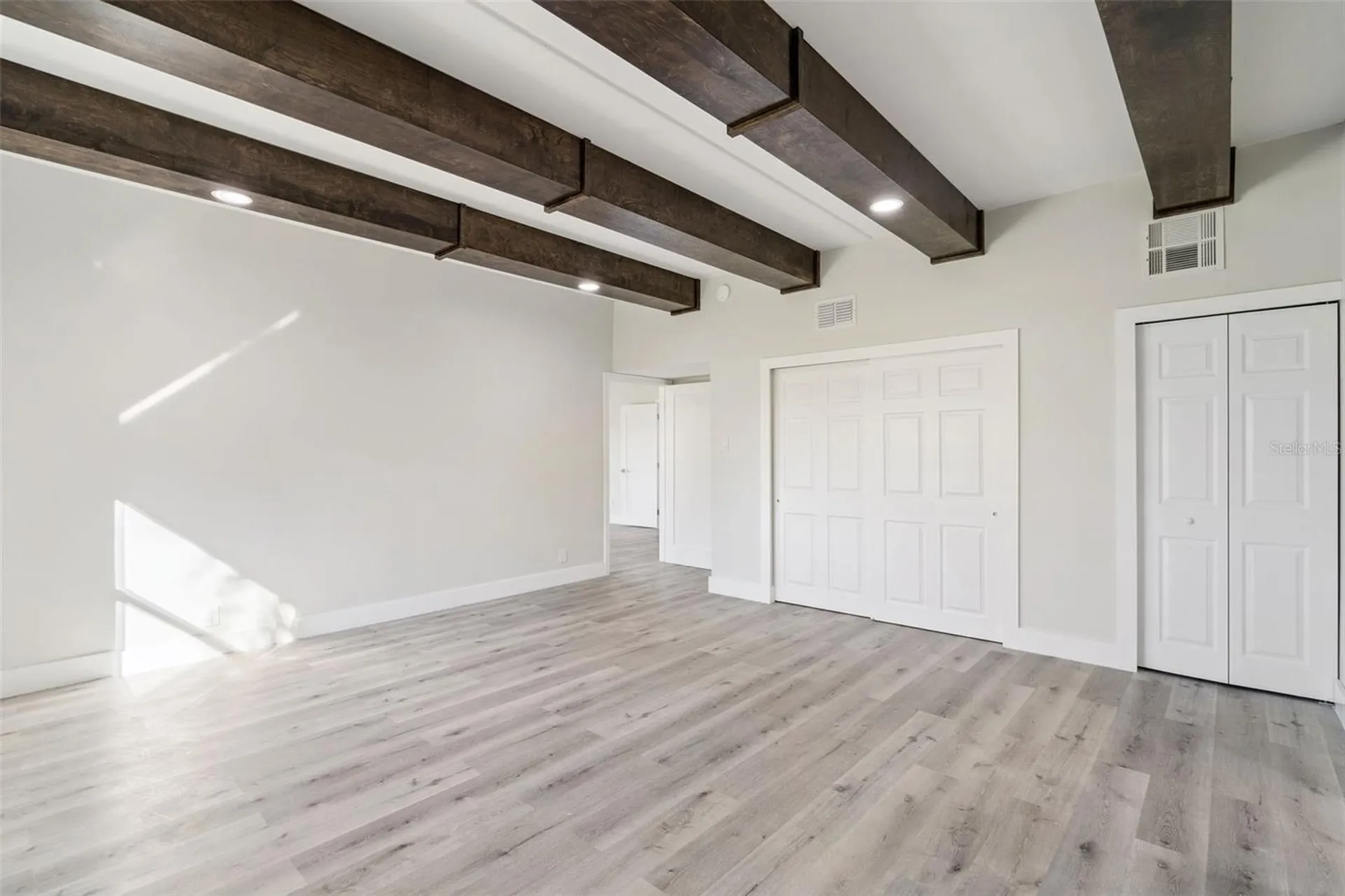 5526 Parkdale Drive Orlando FL 32839