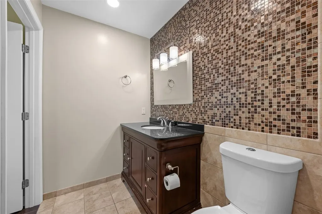 9481 Highland Oak Drive Tampa FL 33647