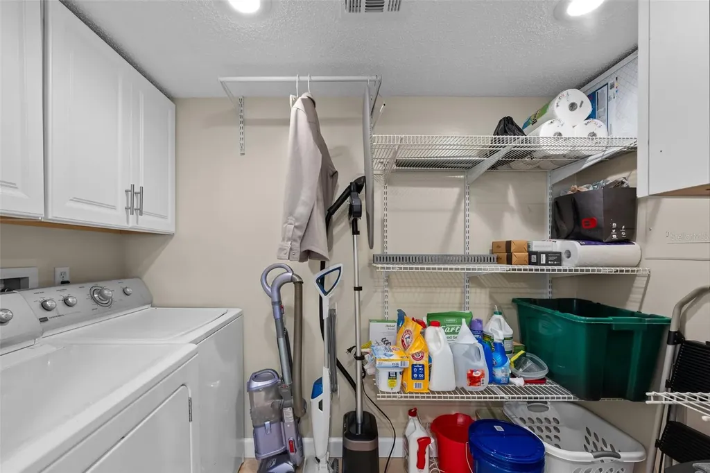 9481 Highland Oak Drive Tampa FL 33647