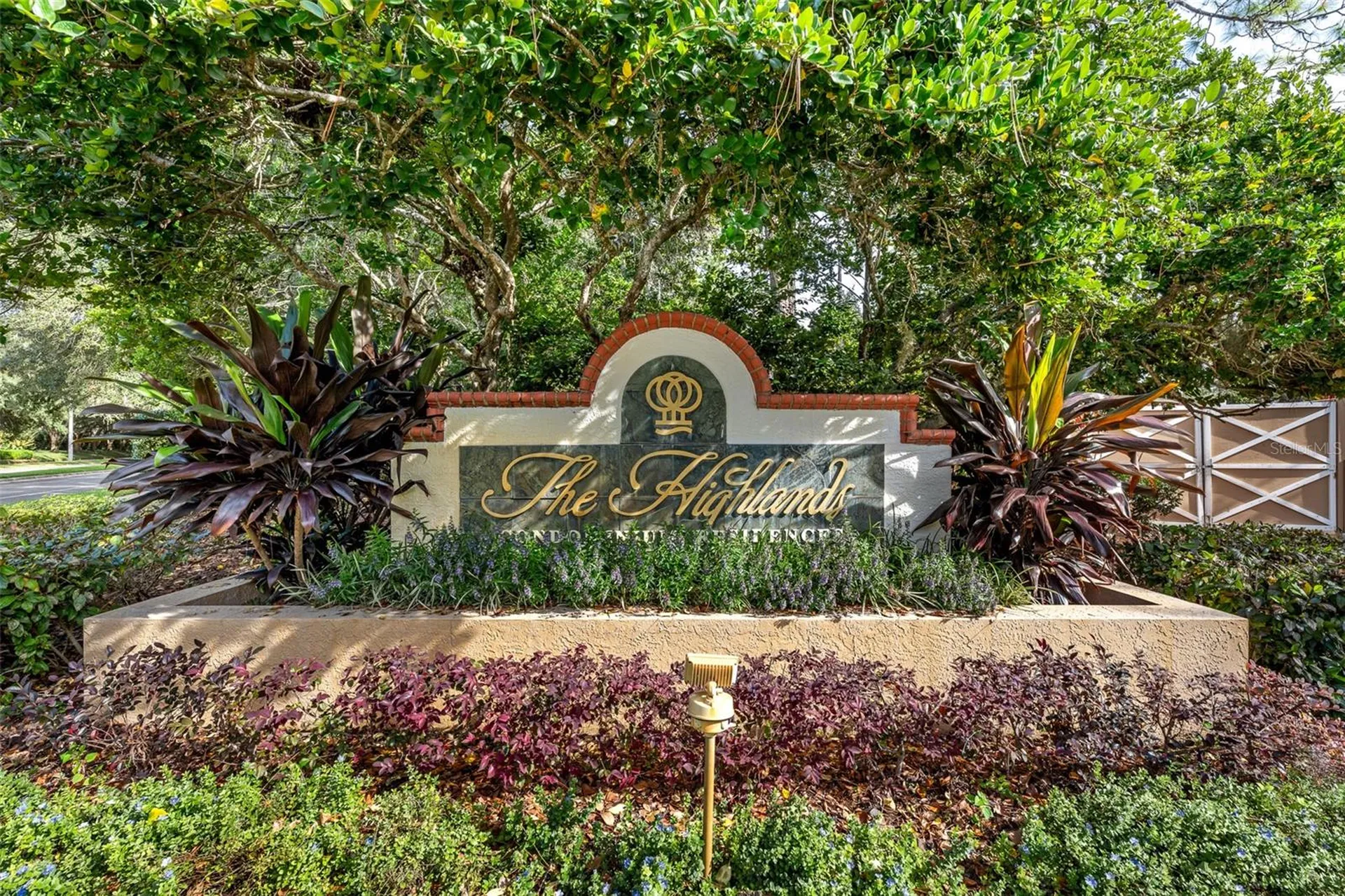 9481 Highland Oak Drive Tampa FL 33647