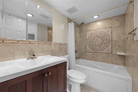 9481 Highland Oak Drive Tampa FL 33647