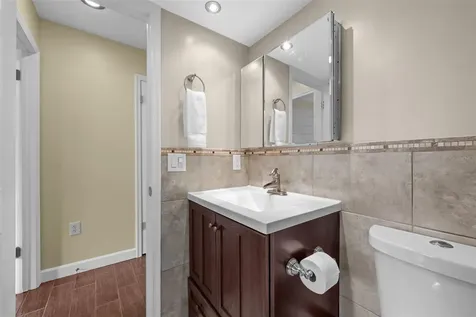9481 Highland Oak Drive Tampa FL 33647