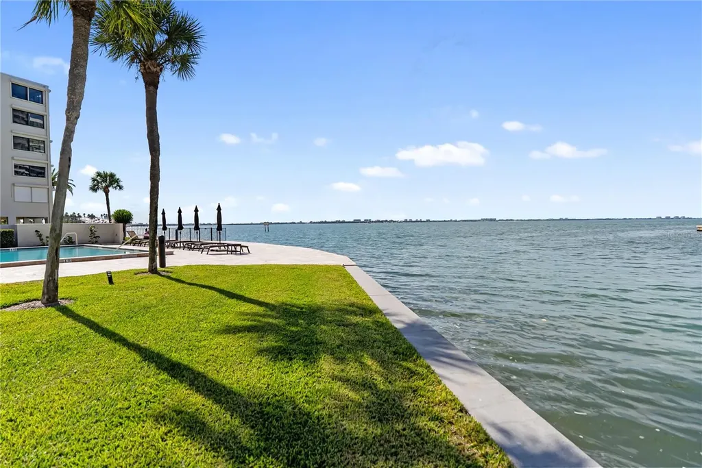 97 Sunset Drive Sarasota FL 34236