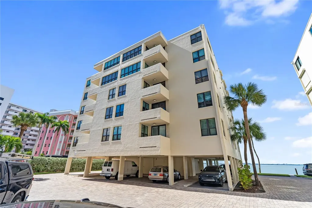 97 Sunset Drive Sarasota FL 34236