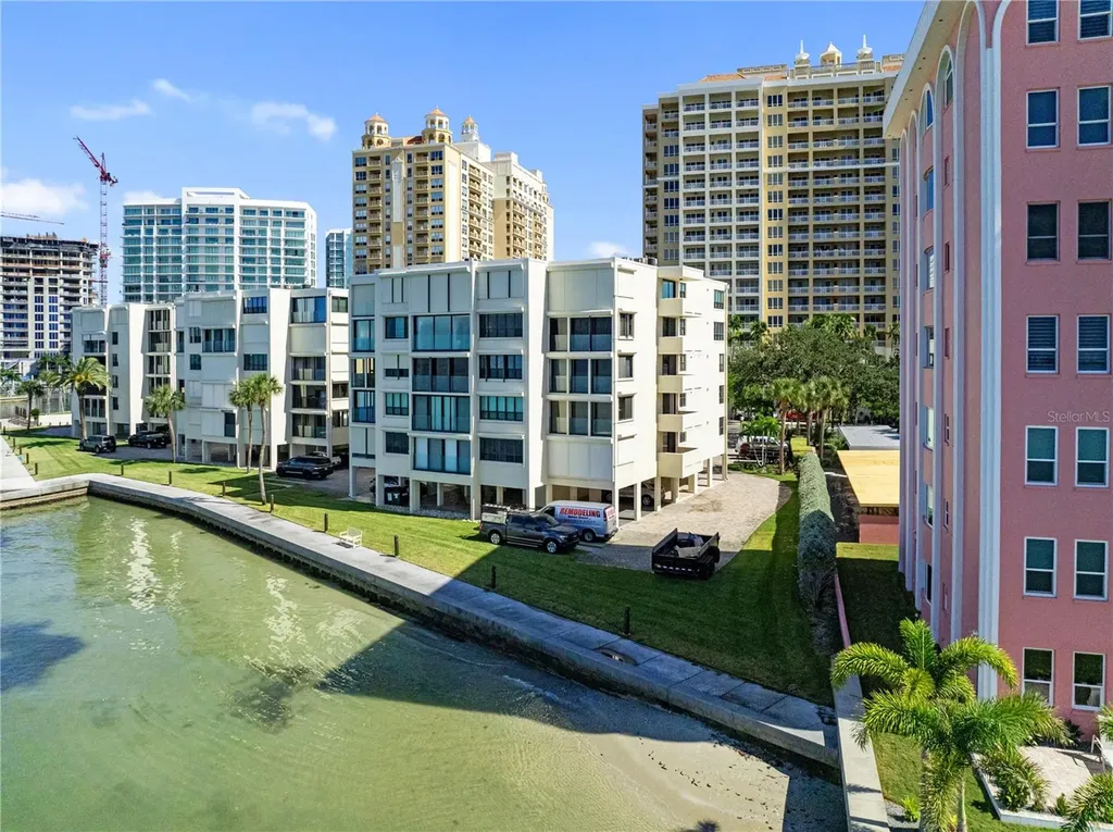 97 Sunset Drive Sarasota FL 34236