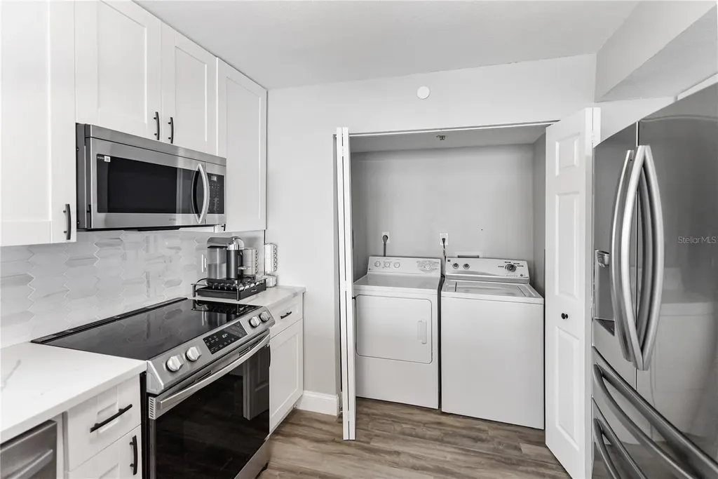 97 Sunset Drive Sarasota FL 34236