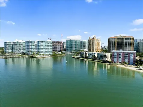 97 Sunset Drive Sarasota FL 34236