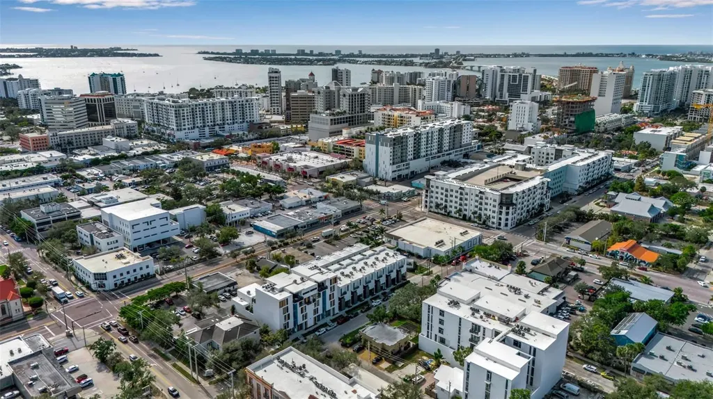 1558 4th Street Sarasota FL 34236