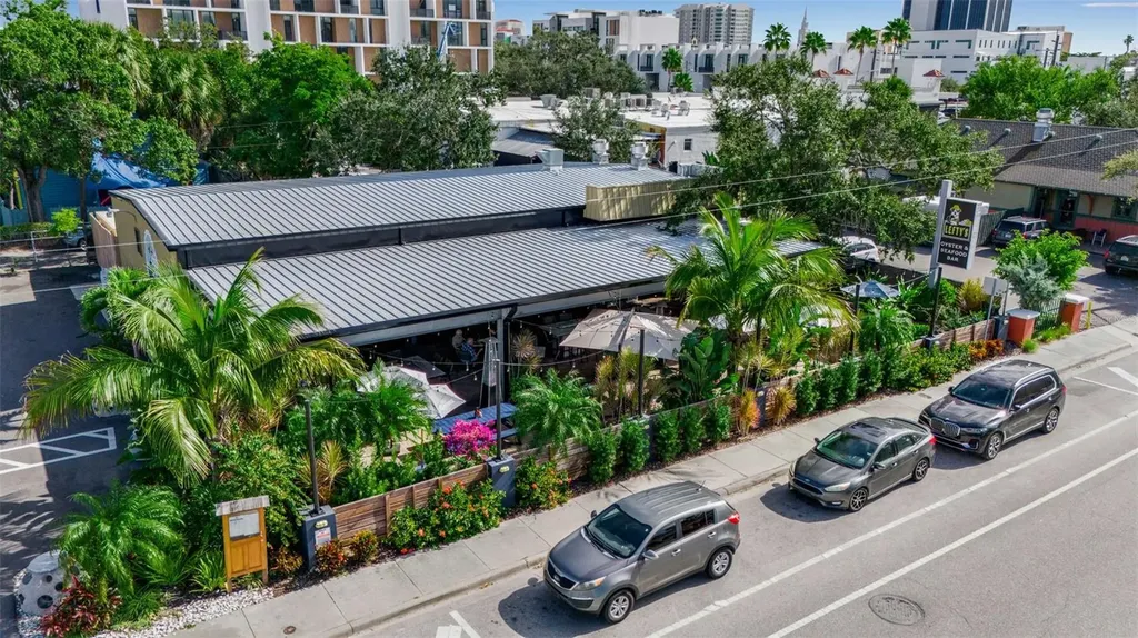 1558 4th Street Sarasota FL 34236