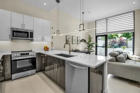 1558 4th Street Sarasota FL 34236