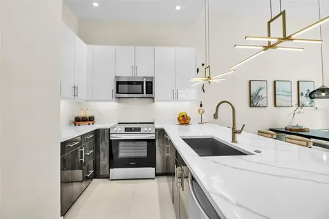 1558 4th Street Sarasota FL 34236