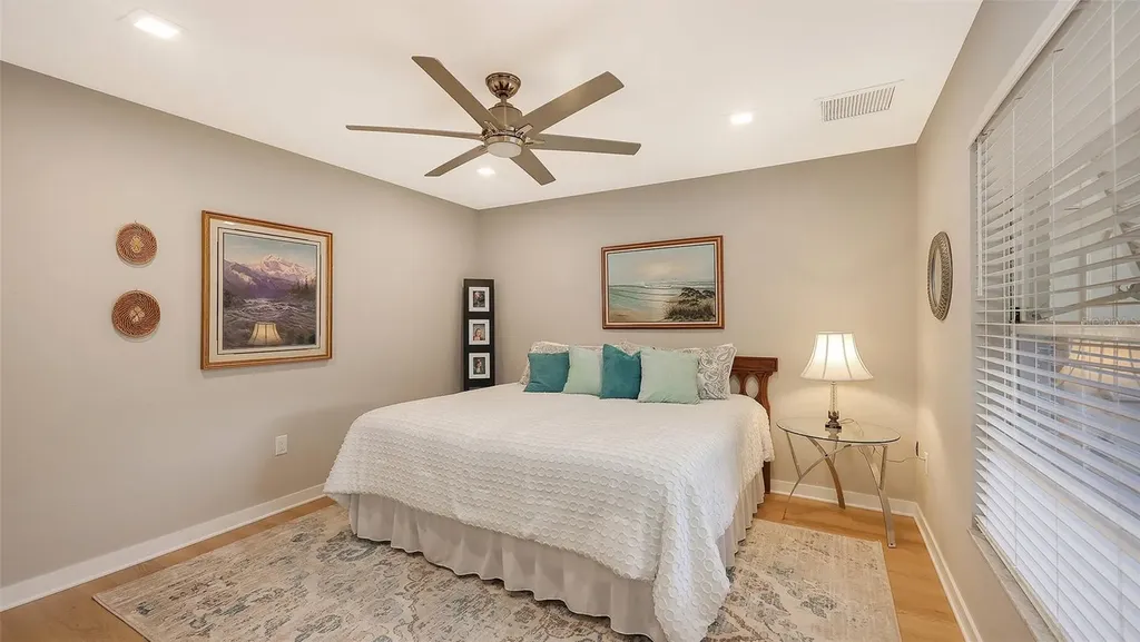 3038 Ringwood Meadow Sarasota FL 34235
