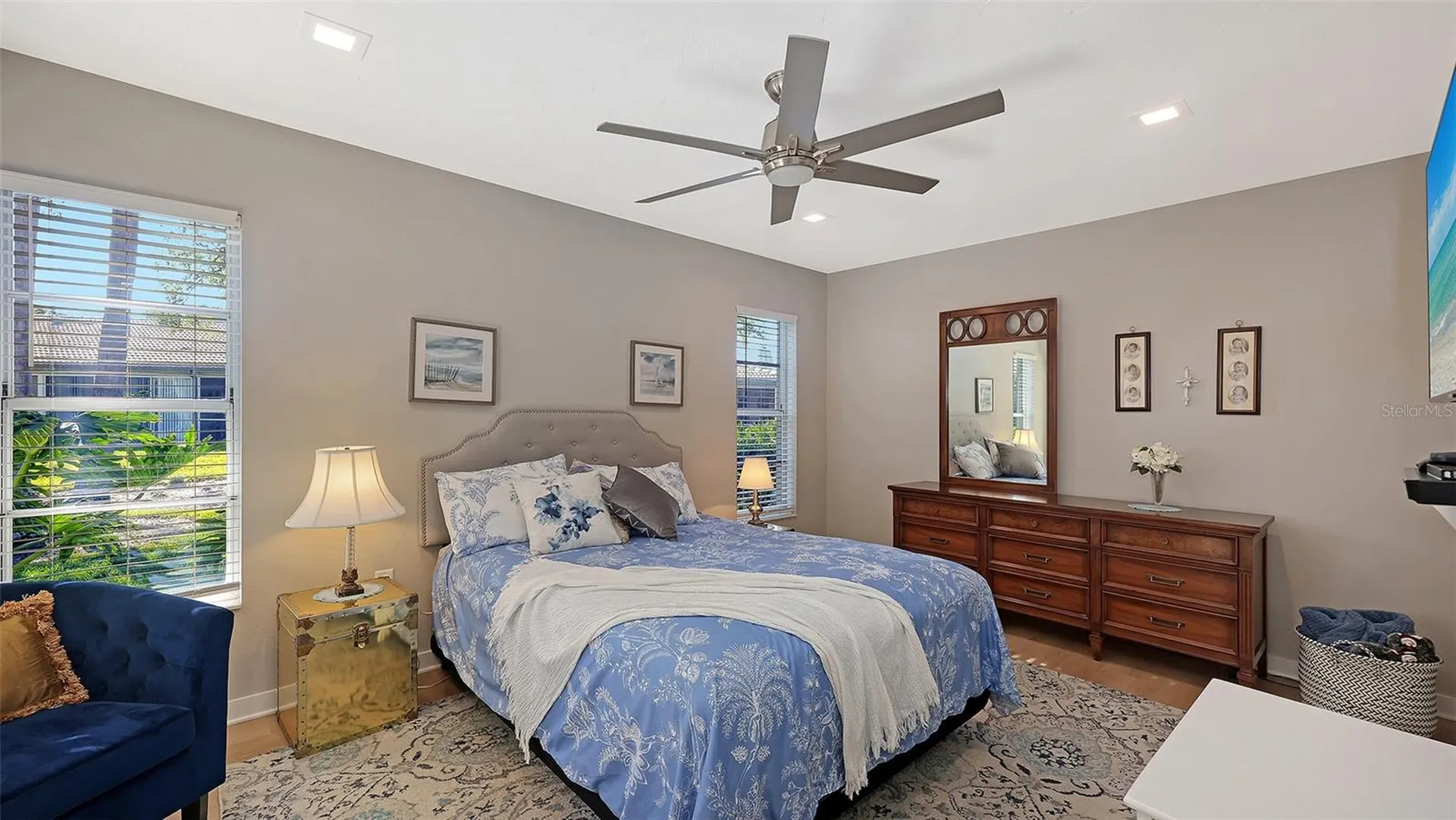 3038 Ringwood Meadow Sarasota FL 34235