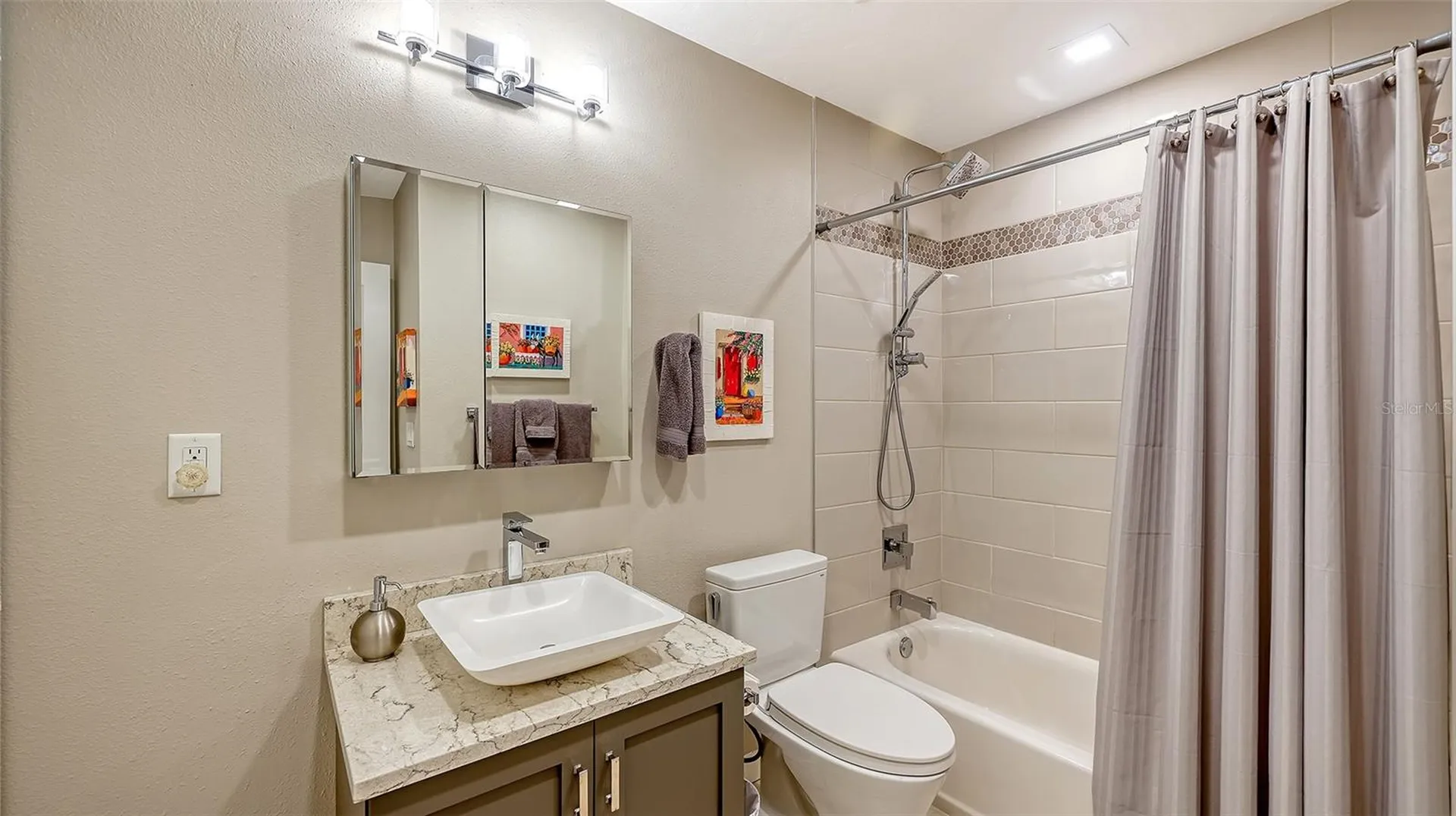 3038 Ringwood Meadow Sarasota FL 34235