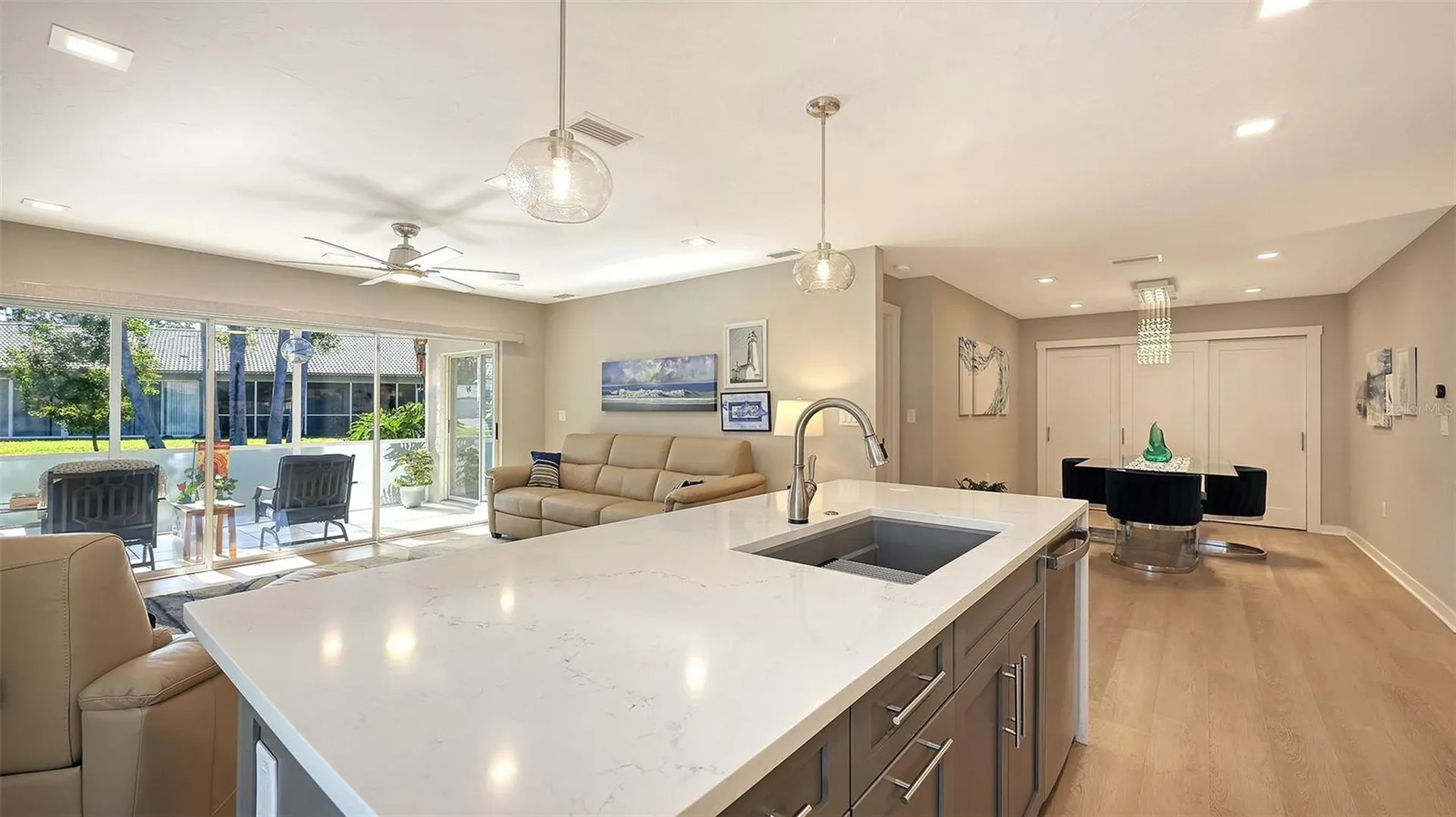 3038 Ringwood Meadow Sarasota FL 34235