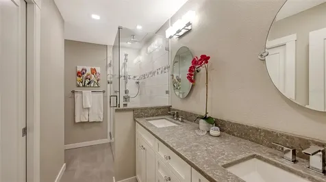 3038 Ringwood Meadow Sarasota FL 34235