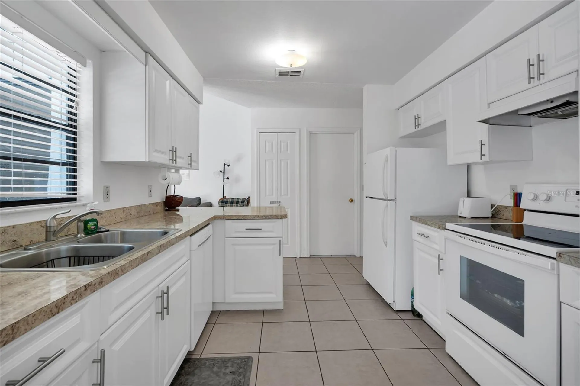 2416 Morgan Point Boulevard Kissimmee FL 34743