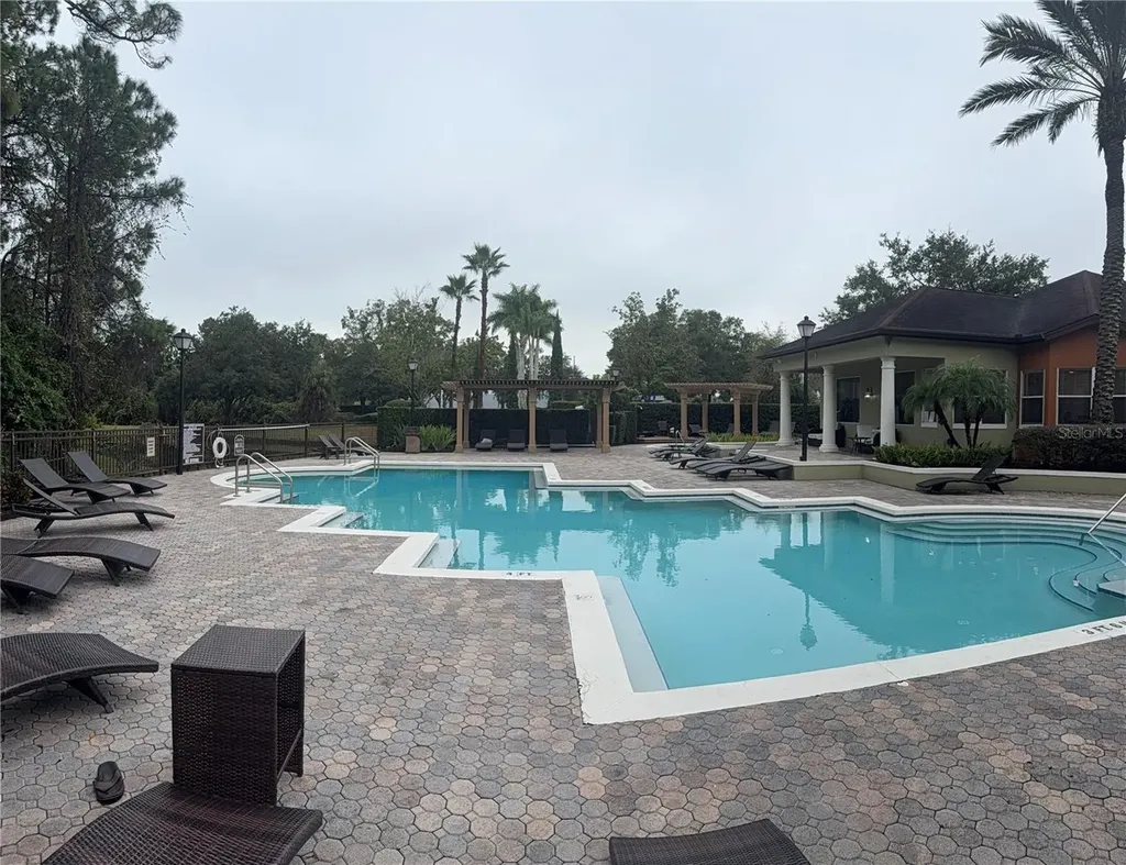 738 Crest Pines Drive Orlando FL 32828