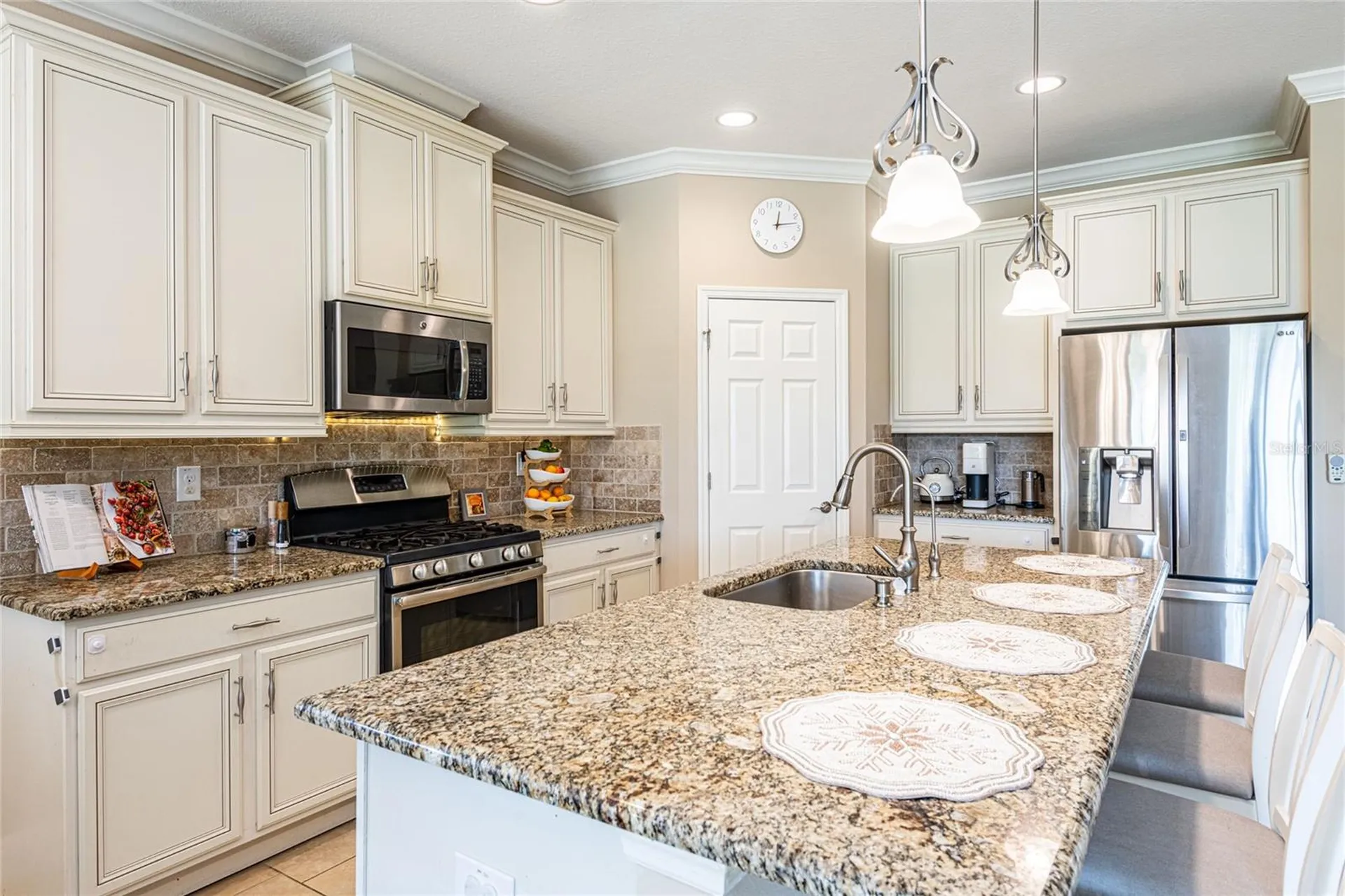 6510 Nestall Court Apollo Beach FL 33572