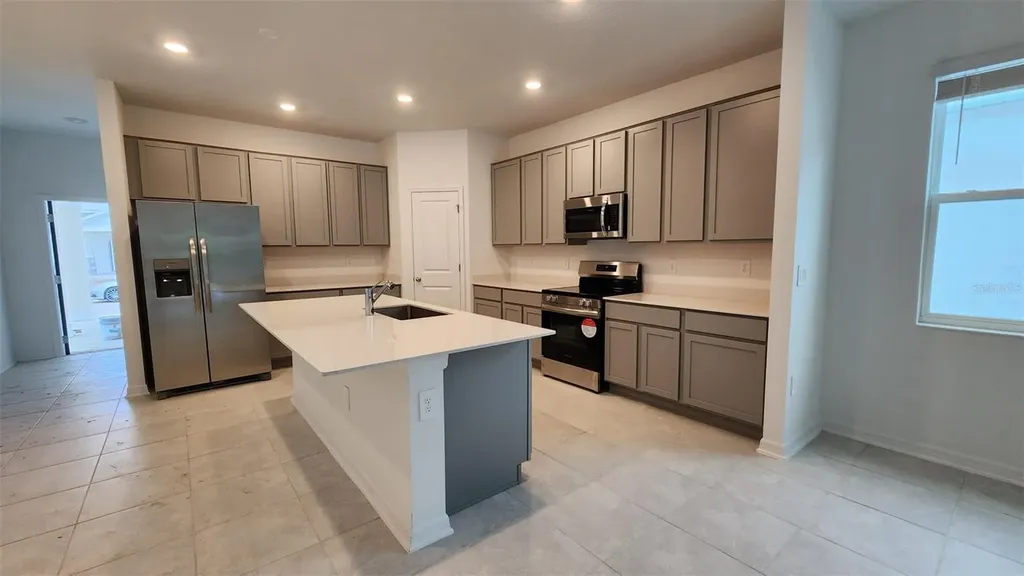 1427 Brentwood Drive Kissimmee FL 34746