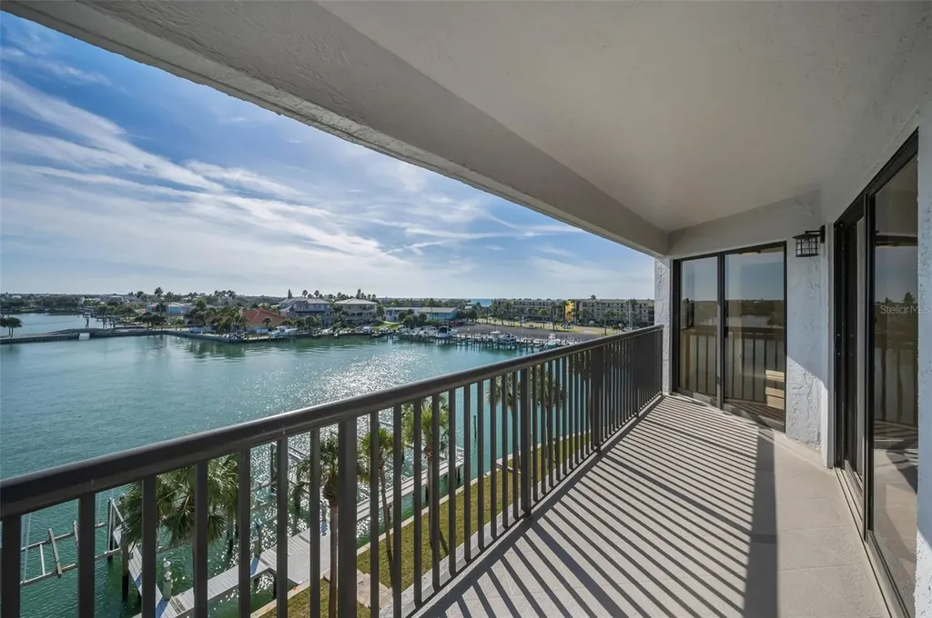 1651 Sand Key Estates Court Clearwater Beach FL 33767