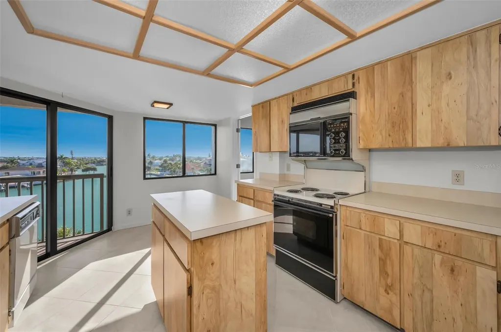 1651 Sand Key Estates Court Clearwater Beach FL 33767