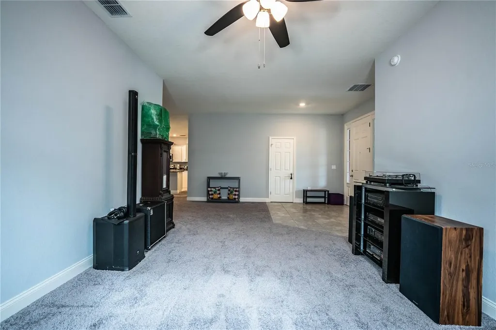 261 Walkers Point Drive Auburndale FL 33823