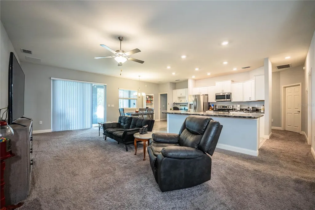 261 Walkers Point Drive Auburndale FL 33823