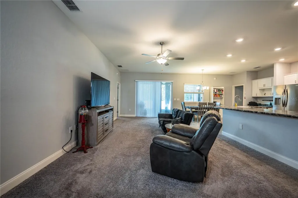 261 Walkers Point Drive Auburndale FL 33823