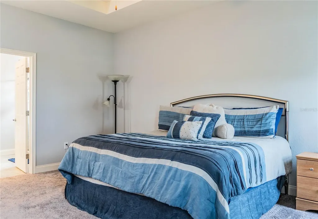 261 Walkers Point Drive Auburndale FL 33823