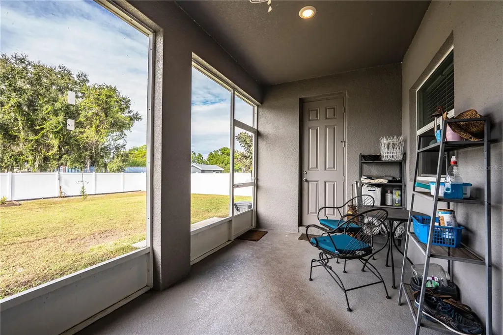 261 Walkers Point Drive Auburndale FL 33823