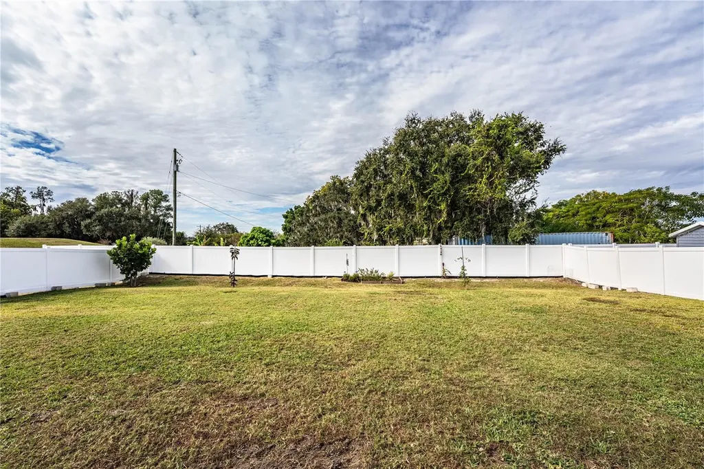 261 Walkers Point Drive Auburndale FL 33823