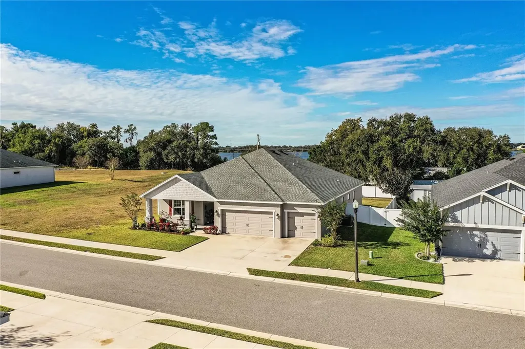 261 Walkers Point Drive Auburndale FL 33823