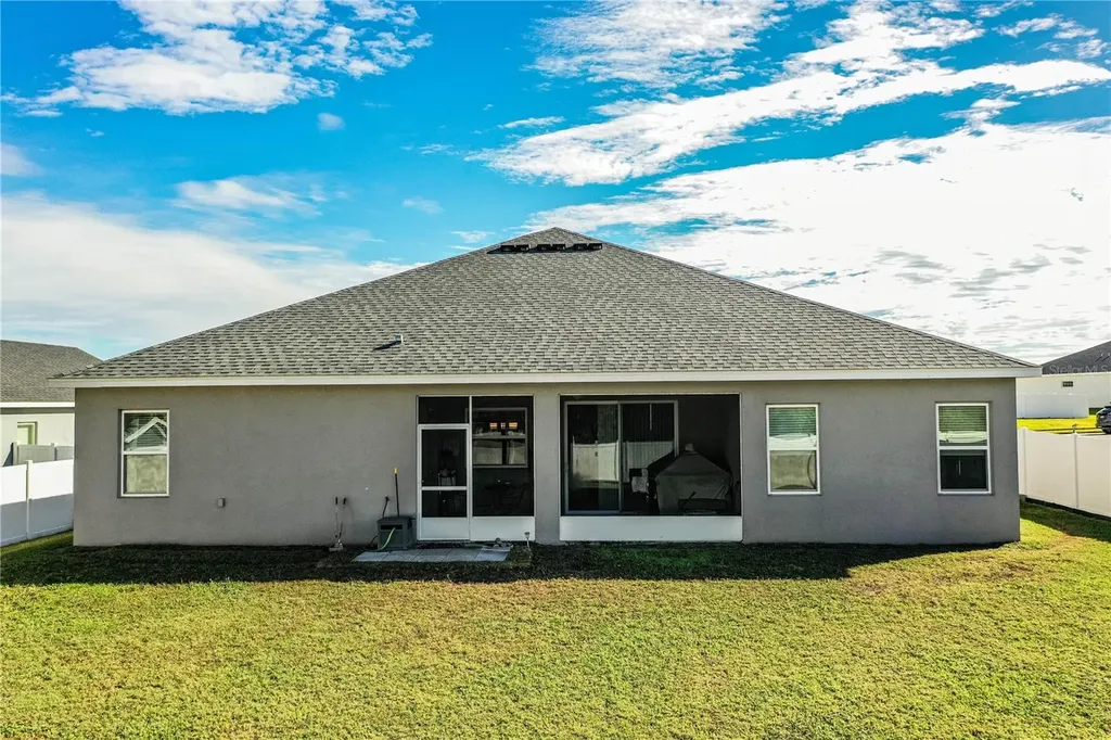 261 Walkers Point Drive Auburndale FL 33823