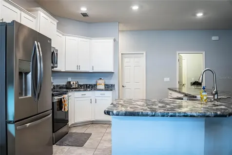 261 Walkers Point Drive Auburndale FL 33823